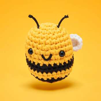 Cornelius the Bee Beginner Crochet Kit