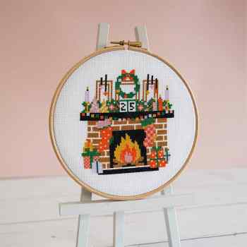 Crackling Fireplace - Cross Stitch Kit